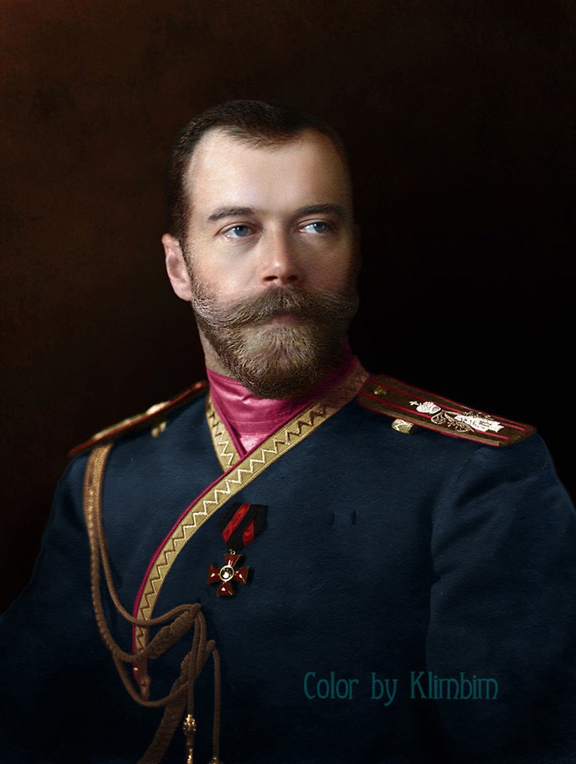 25 сенсационных раскрашенных снимков о том, как жили русские люди в 1900-1965 годах
