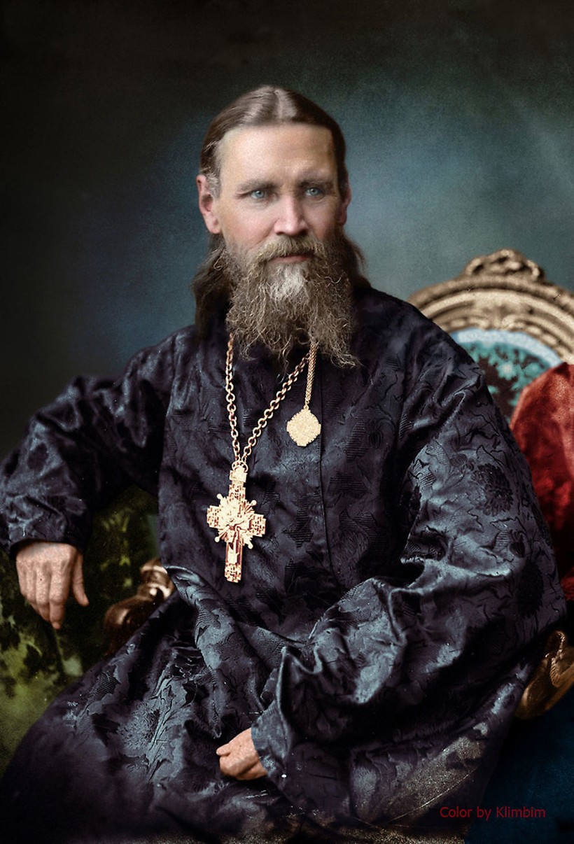 25 сенсационных раскрашенных снимков о том, как жили русские люди в 1900-1965 годах