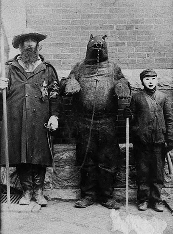20 старинных костюмов для Хэллоуина, которые будут сниться в кошмарах
