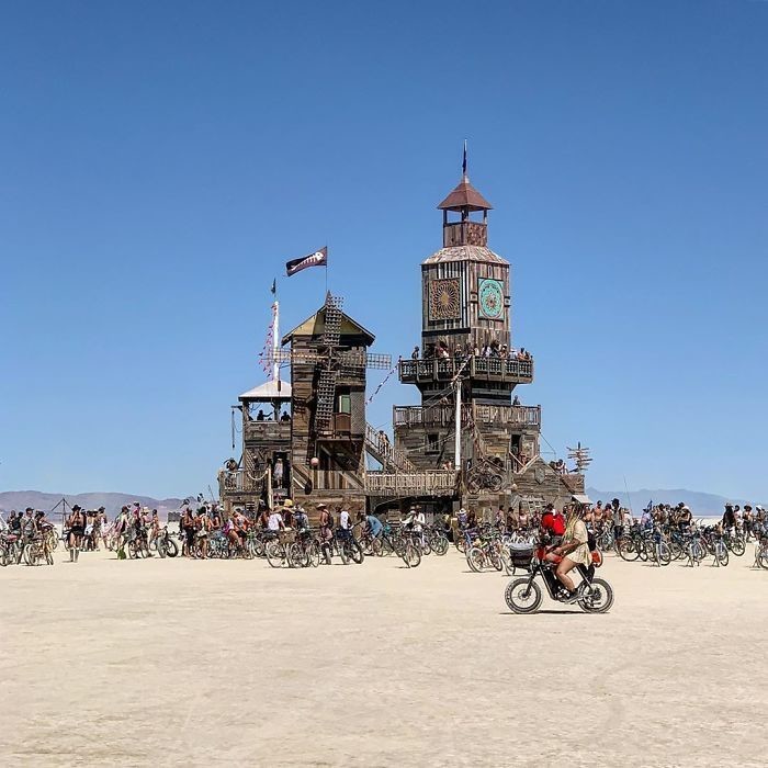 Каким был культовый фестиваль Burning Man в 2019 году