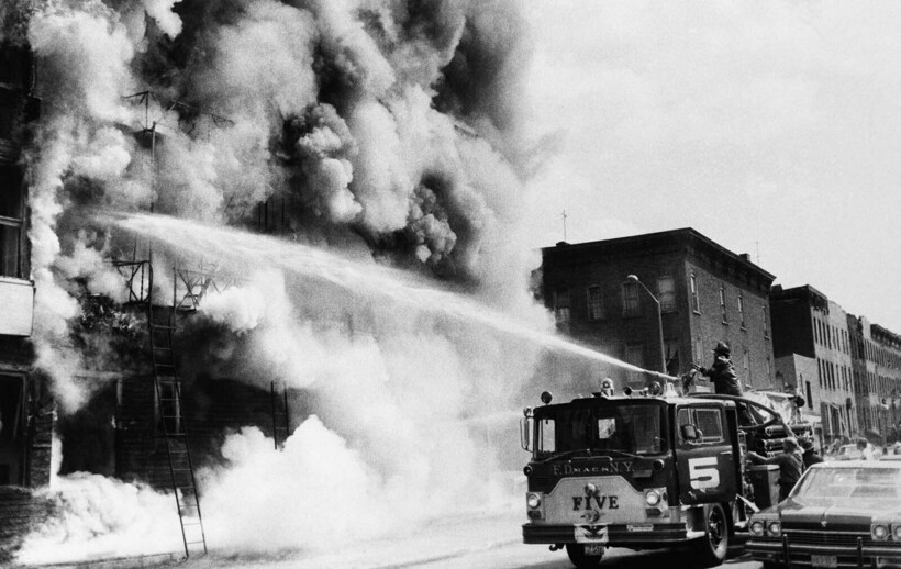 Блог - 18 фото о том, как Нью-Йорк остался без света на сутки 18 фото о том, как Нью-Йорк остался без света на сутки