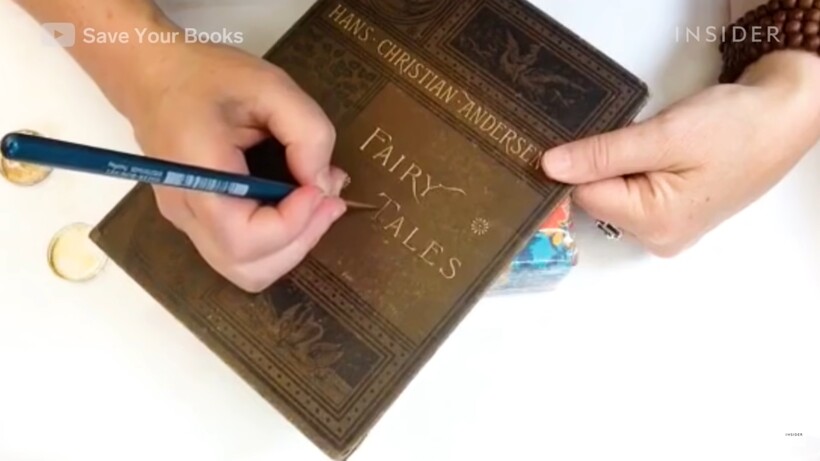 Блог - Видео: Как профессионально восстанавливают 100-летние книги Видео: Как профессионально восстанавливают 100-летние книги