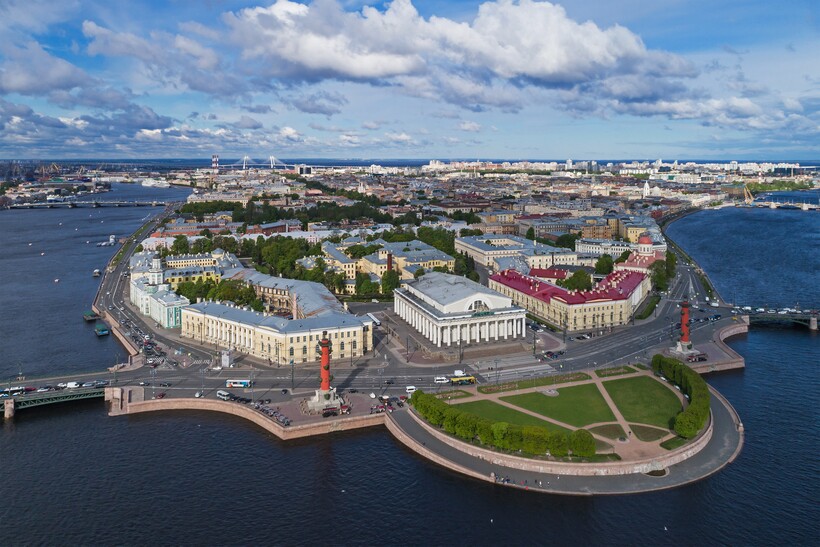 Василеостровский район