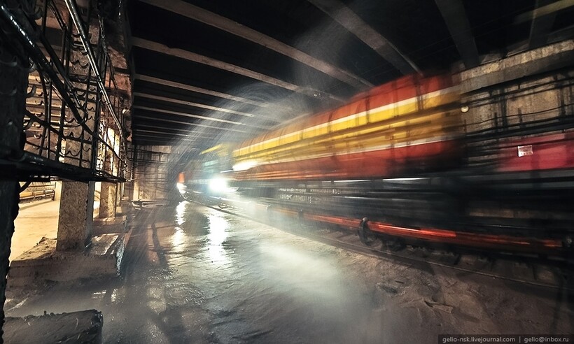 Блог - 10 фото о том, что происходит ночью в московском метро 10 фото о том, что происходит ночью в московском метро
