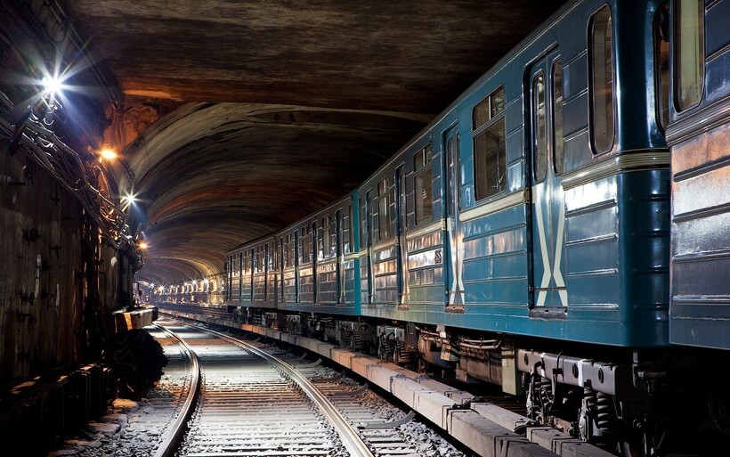 Блог - 10 фото о том, что происходит ночью в московском метро 10 фото о том, что происходит ночью в московском метро