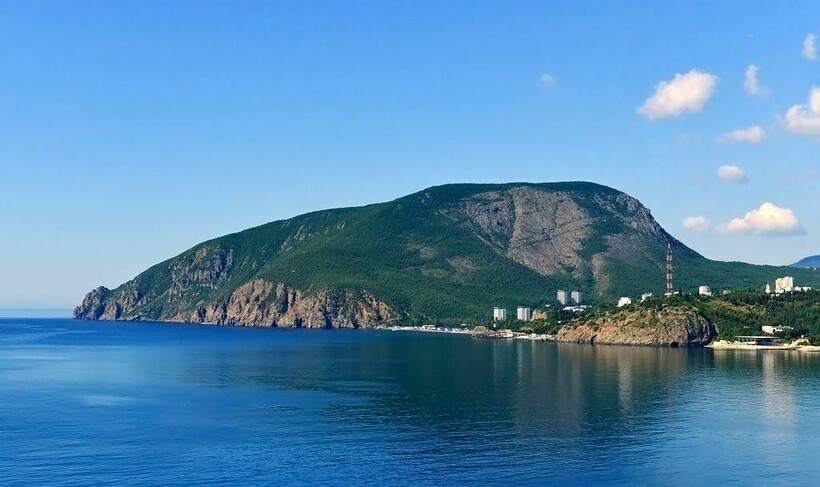 Восточный склон горы Аю-Даг