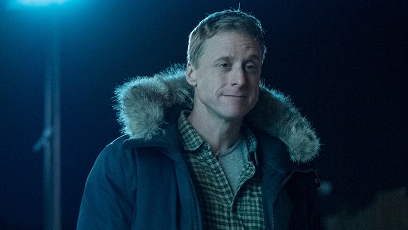 Недавно еще одним пришельцем в мир людей стал Алан Тьюдик (сериал «Засланец из космоса») Недавно еще одним пришельцем в мир людей стал Алан Тьюдик (сериал «Засланец из космоса»)