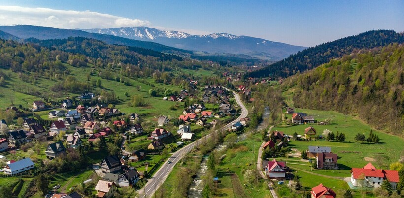 Вид на Бабью гору и Завою с высоты