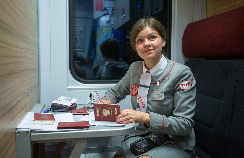 Блог - Зачем проводники поездов забирают у пассажиров билеты на ночь: 5 причин Зачем проводники поездов забирают у пассажиров билеты на ночь: 5 причин