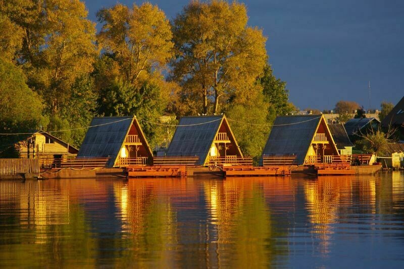 Блог - Стейкейшн и озера вместо морей: какие тревел-тренды перешли из 2020-го в 2021 год Стейкейшн и озера вместо морей: какие тревел-тренды перешли из 2020-го в 2021 год
