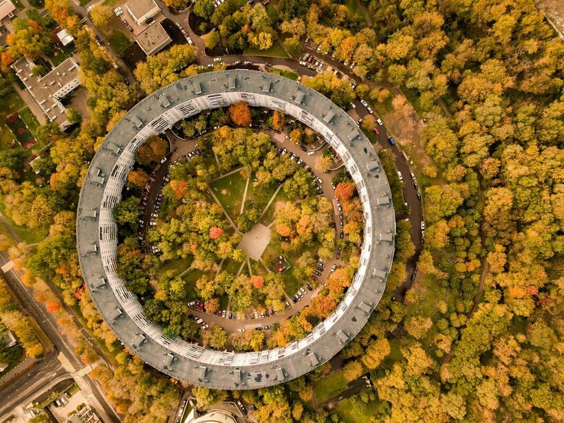 Дома-кольца стали смелым советским экспериментом. Фото: nat-geo.ru Дома-кольца стали смелым советским экспериментом. Фото: nat-geo.ru