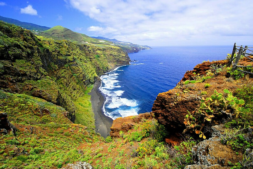 Остров Ла-Пальма. Фото: traveltimes.ru Остров Ла-Пальма. Фото: traveltimes.ru