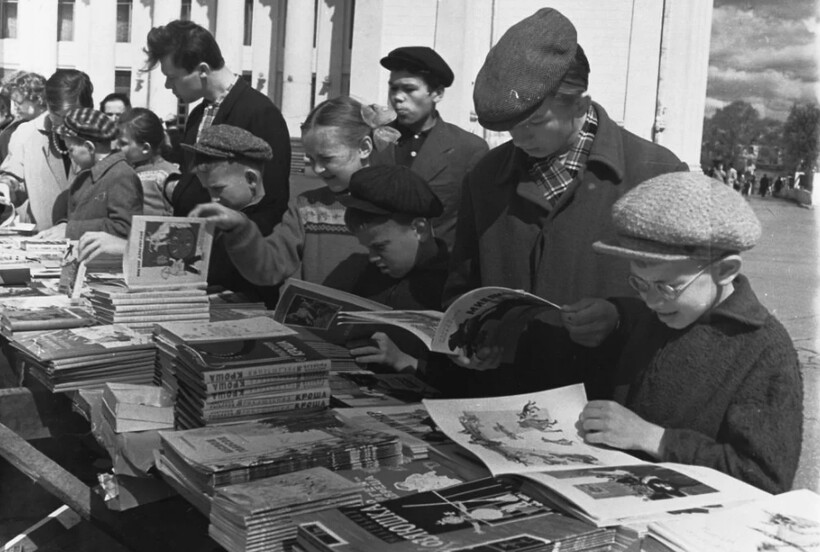 Блог - Видео: Чтение, ремонт обуви и авоськи — забытые привычки людей СССР Видео: Чтение, ремонт обуви и авоськи — забытые привычки людей СССР