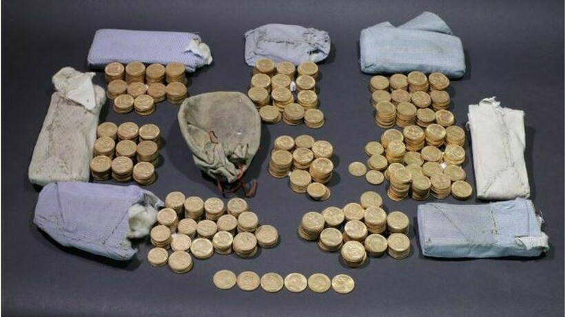 В музыкальном инструменте был спрятан клад. Фото: bbc.com В музыкальном инструменте был спрятан клад. Фото: bbc.com