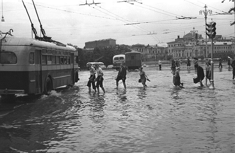 Блог - 17 атмосферных советских фото Москвы и ее жителей в 1950-1970-х годах 17 атмосферных советских фото Москвы и ее жителей в 1950-1970-х годах