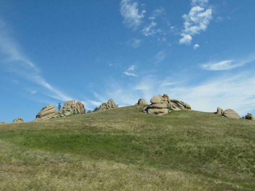 Скалы издали. Фото: holidays.guranka.ru Скалы издали. Фото: holidays.guranka.ru