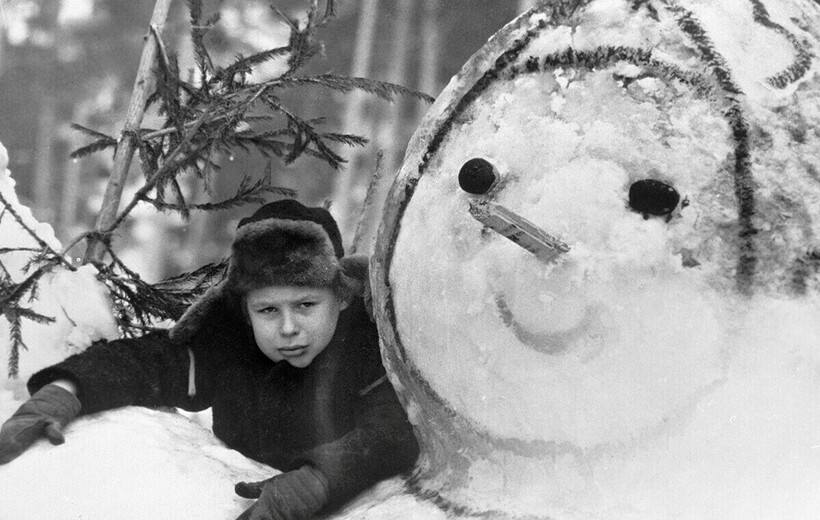 Блог - 15 старых фотографий, доказывающих, что в России всегда любили снеговиков 15 старых фотографий, доказывающих, что в России всегда любили снеговиков