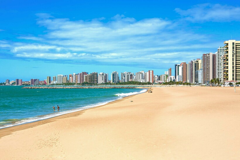 Форталеза — опасный курорт с знаменитыми пляжами. Фото: ostill / Shutterstock Форталеза — опасный курорт с знаменитыми пляжами. Фото: ostill / Shutterstock
