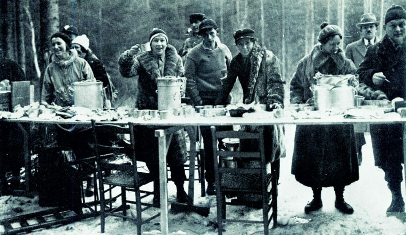 Блог - 15 редких фотографий зимней Олимпиады 90 лет назад: собачьи упряжки и вода из ручья 15 редких фотографий зимней Олимпиады 90 лет назад: собачьи упряжки и вода из ручья