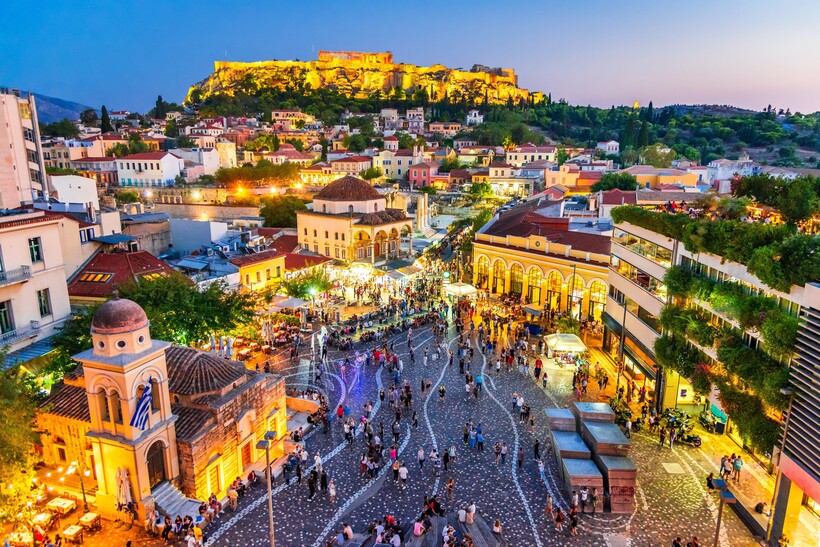 Афины — кипучая современность и древние памятники. Фото: lonelyplanet.com Афины — кипучая современность и древние памятники. Фото: lonelyplanet.com