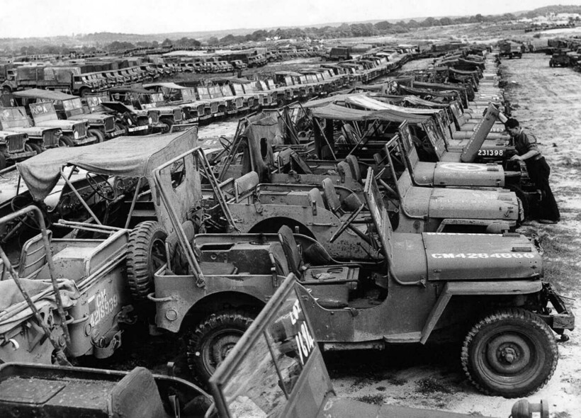 Блог - 14 фото с кладбищ боевой техники, которая осталась после войны: что с ней стало 14 фото с кладбищ боевой техники, которая осталась после войны: что с ней стало