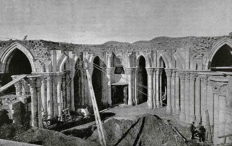 Одна из самых ранних фотографий: 1887 год Одна из самых ранних фотографий: 1887 год