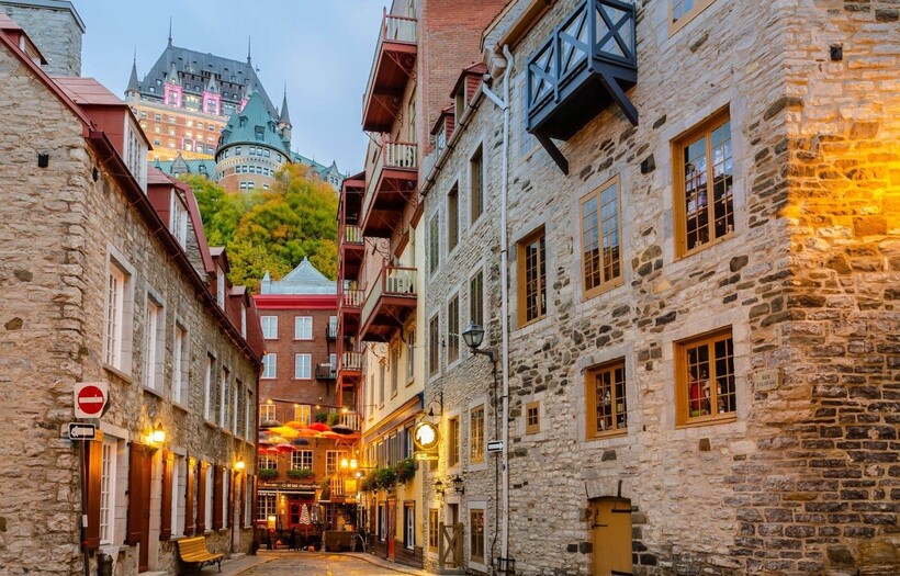 Рю-де-Пти-Шамплен — самая узкая улица Америки. Фото: ledevoir.com Рю-де-Пти-Шамплен — самая узкая улица Америки. Фото: ledevoir.com