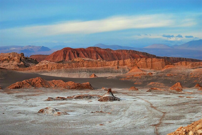 Лунная долина — инопланетный пейзаж. Фото: atacama21.com Лунная долина — инопланетный пейзаж. Фото: atacama21.com