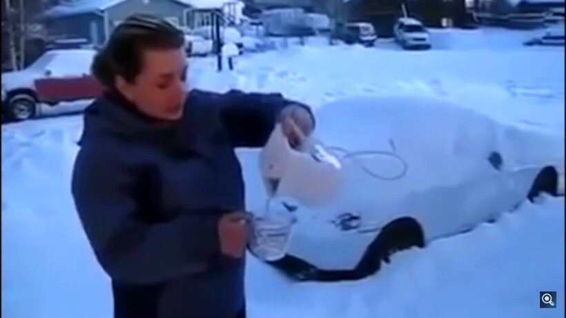 Блог - Видео: Почему горячая вода быстрее превращается в лед — самые интересные факты о воде Видео: Почему горячая вода быстрее превращается в лед — самые интересные факты о воде