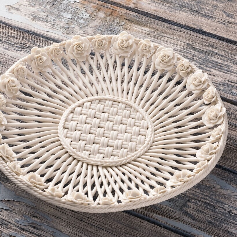 Фарфор выглядит как плетение или кружево. Фото: belleek.com Фарфор выглядит как плетение или кружево. Фото: belleek.com