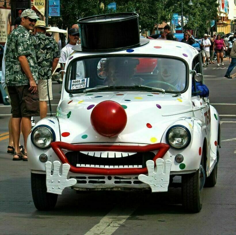 Блог - 15 «шедевров» тюнинга автомобилей, которыми люди с иронией поделились в интернете 15 «шедевров» тюнинга автомобилей, которыми люди с иронией поделились в интернете