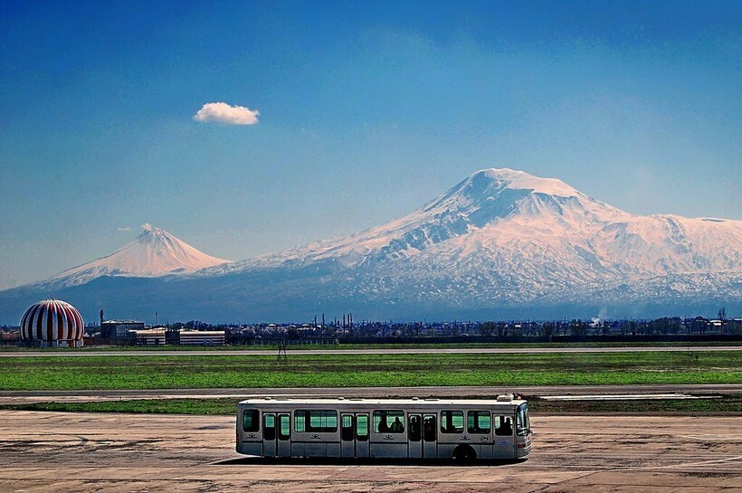 Горные красоты Арарата. Фото: wikiway.com Горные красоты Арарата. Фото: wikiway.com