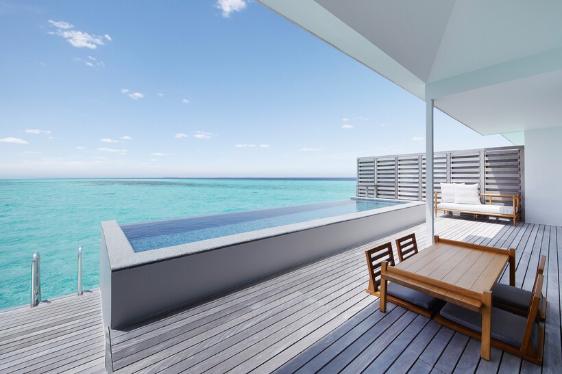 Наслаждайтесь жизнью в Le Méridien Maldives Resort & Spa