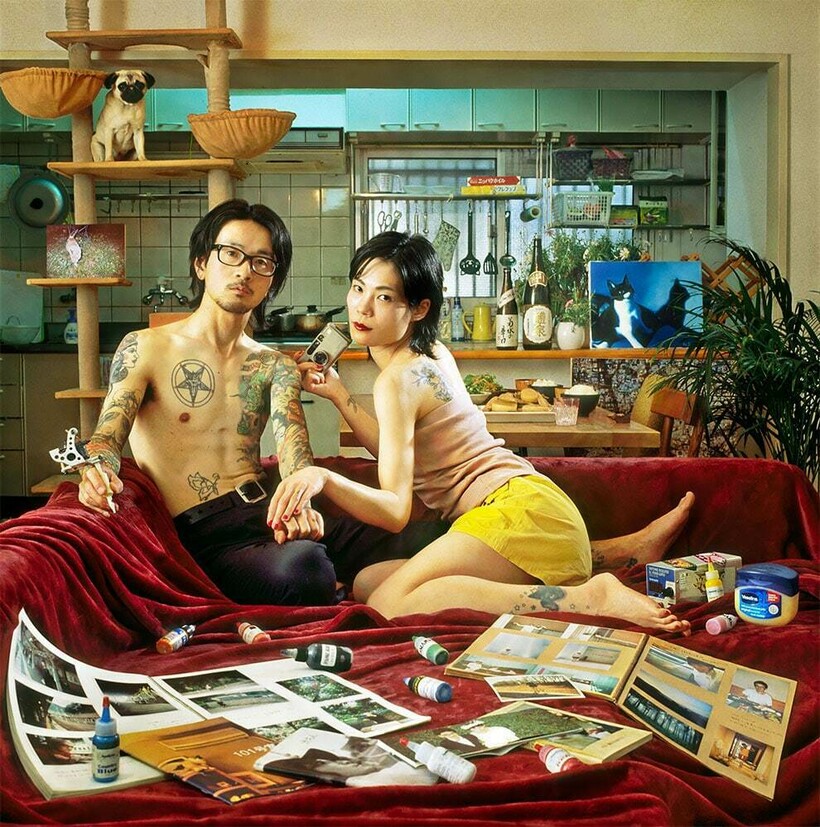 Блог - Японский фотограф 15 лет снимает людей в окружении их вещей Японский фотограф 15 лет снимает людей в окружении их вещей