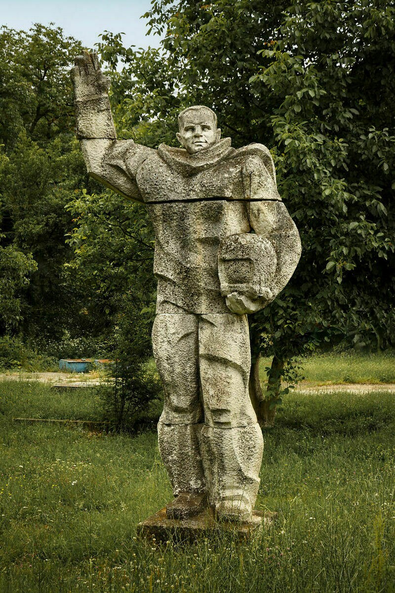 Статуя Юрия Гагарина Статуя Юрия Гагарина