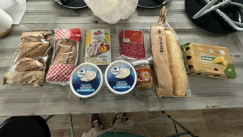 Блог - От Аляски до России: 14 человек показали, сколько стоят продукты там, где они живут От Аляски до России: 14 человек показали, сколько стоят продукты там, где они живут