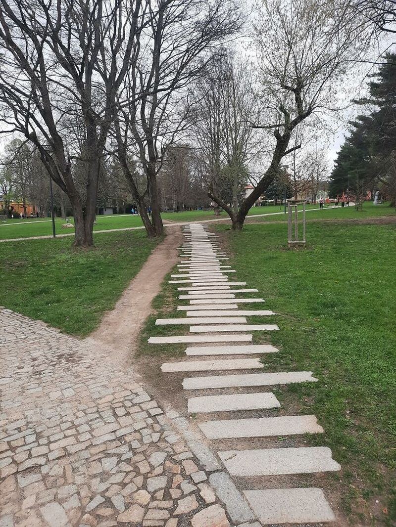 Блог - Пути желаний, или что бывает, когда градостроители не понимают, что нужно людям Пути желаний, или что бывает, когда градостроители не понимают, что нужно людям