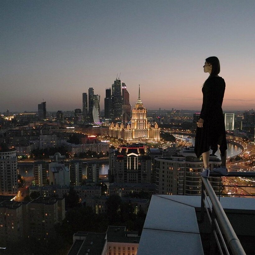 Блог - 14 фото русской девушки, которая покоряет небоскребы ради рискованных снимков 14 фото русской девушки, которая покоряет небоскребы ради рискованных снимков