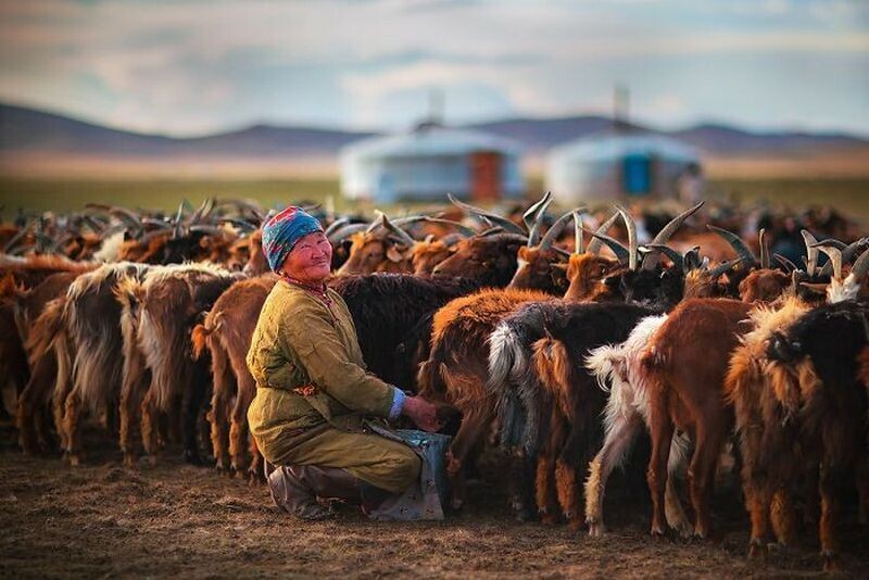 Блог - 15 снимков от Эндрю Ньюи, фотографа, который исследует суть жизни разных культур 15 снимков от Эндрю Ньюи, фотографа, который исследует суть жизни разных культур