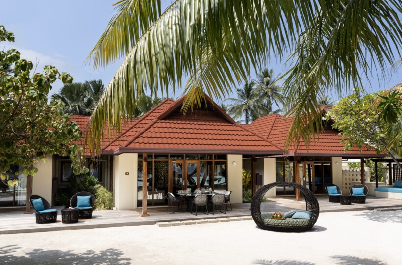 Блог - Kurumba Maldives: курорт, с которого началась туристическая индустрия на Мальдивах Kurumba Maldives: курорт, с которого началась туристическая индустрия на Мальдивах