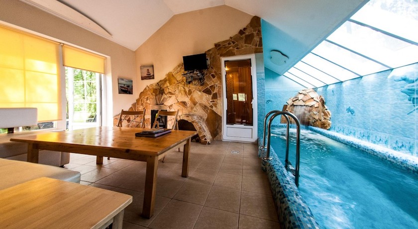 Отель Holiday Home F&F