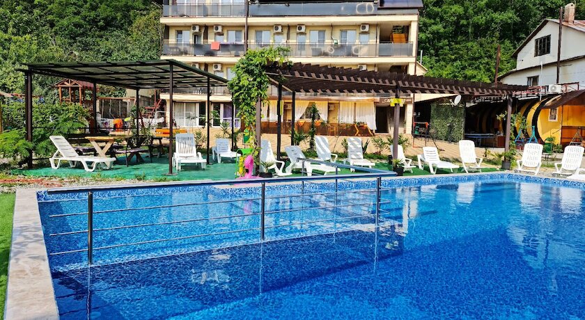 Milana Guest House Agoy