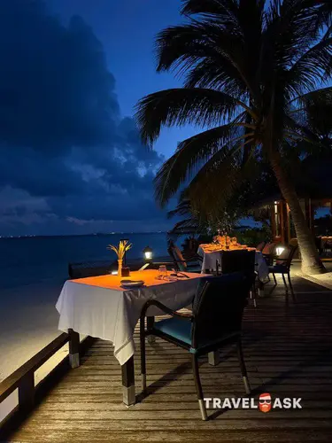 Sheraton Maldives Full Moon Resorts & Spa