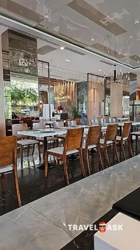 D Qua Hotel