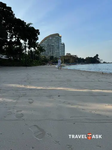 Centara Grand Mirage Beach