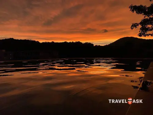 Utopia Naiharn