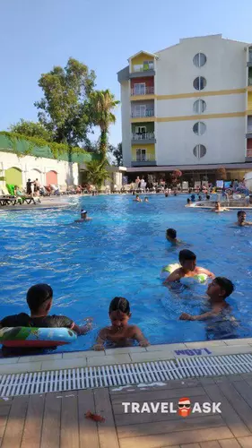 Q Ella Beach Side (Ex.Shima Beach Hotel Ex.Orange Paradise)