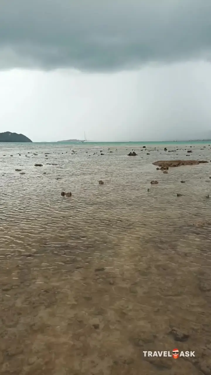 By The Sea Phuket Beach Resort