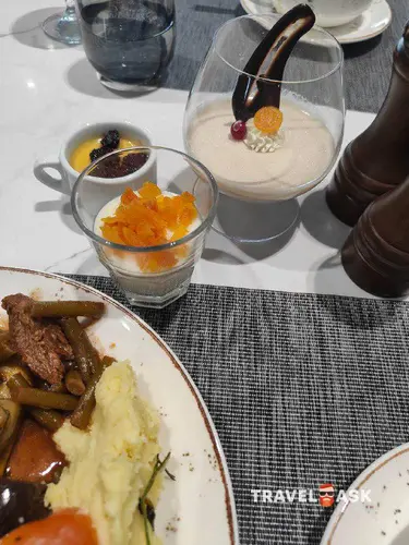 Holiday International Sharjah Hotel