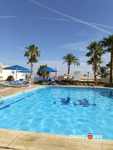 Club Reef Resort